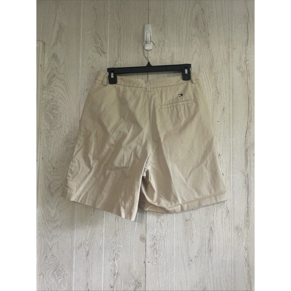 Tommy Hilfiger Golf Women's Size  8 Beige‎ Golf Shorts